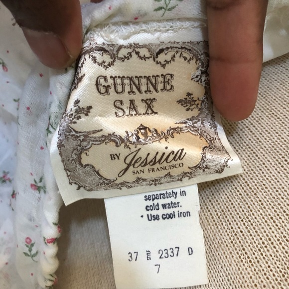 Gunne Sax by Jessica Maxi Prairie Cottage-core Off-shoulder Dress - Picture 14 of 16